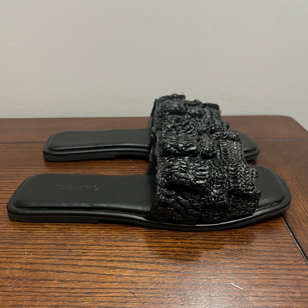 FARM Rio Ruffle Crochet Slide‎ Sandal, Size 7 - Picture 2 of 7